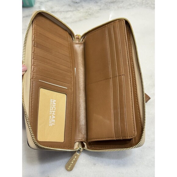 MICHAEL KORS Paisley Continental Brown Tan Leather Wristlet Wallet - Picture 6 of 7